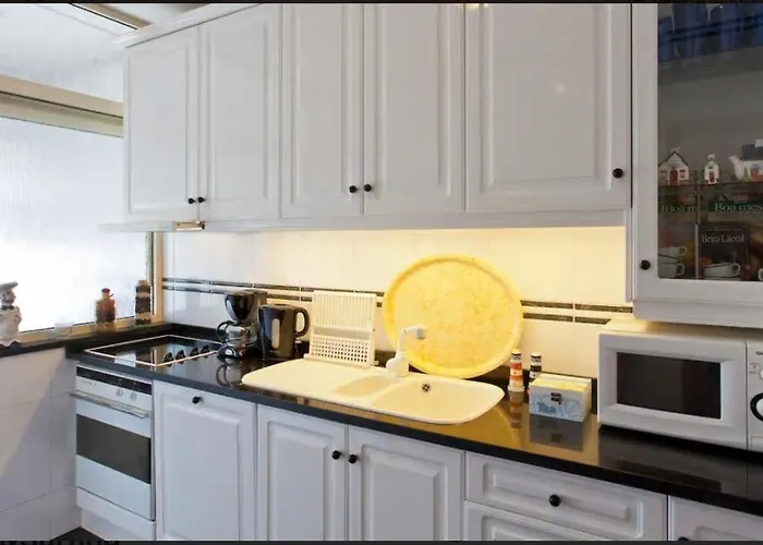 Aguda Beachfront Apartment